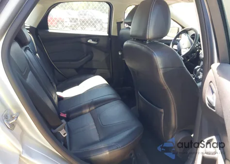 2014 Ford Focus Se from USA, damaged, VIN 1FADP3K26EL193053